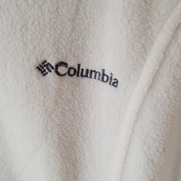 Columbia jacket small white pockets - Picture 2 of 5